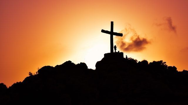 La Cruz: Justicia y Misericordia 2 La cruz